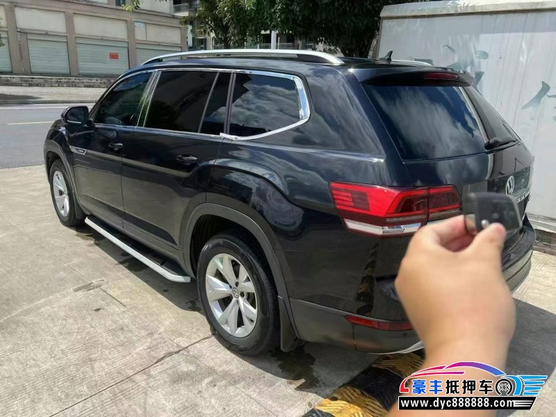 18年大众途昂轿车抵押车出售