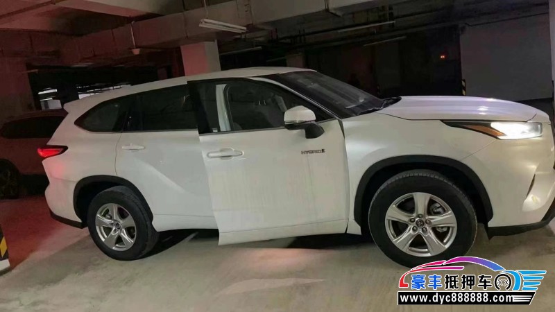 24年丰田汉兰达轿车抵押车出售