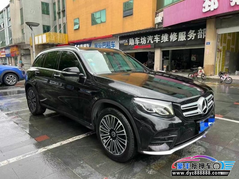 19年奔驰GLC轿车抵押车出售