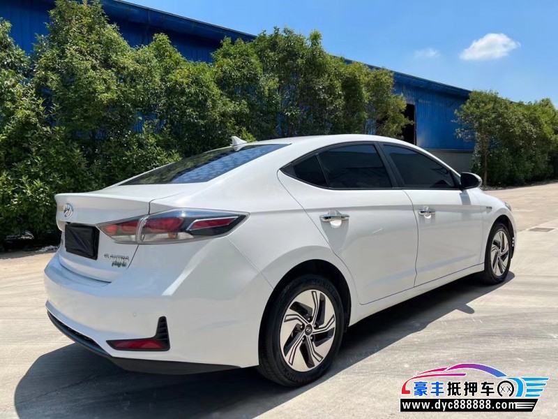 22年现代领动轿车抵押车出售