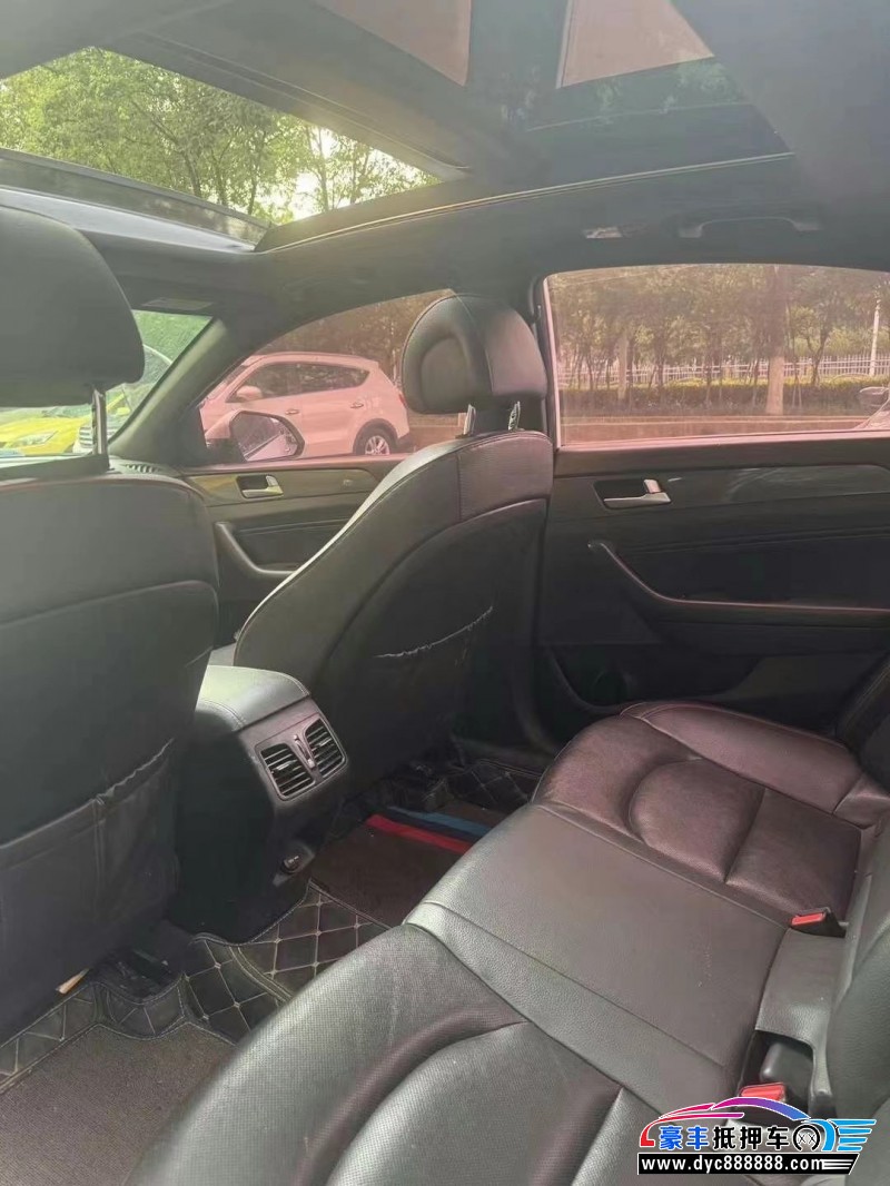 17年现代索纳塔九轿车抵押车出售