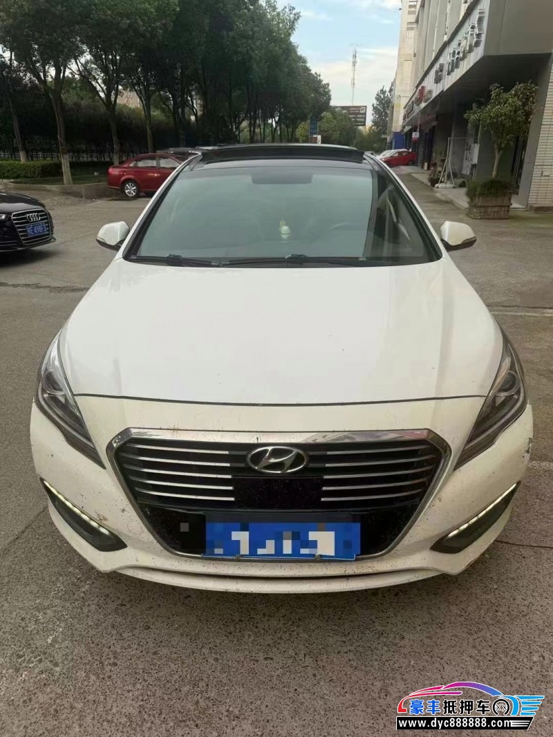 17年现代索纳塔九轿车抵押车出售