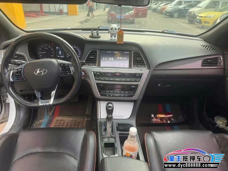 17年现代索纳塔九轿车抵押车出售