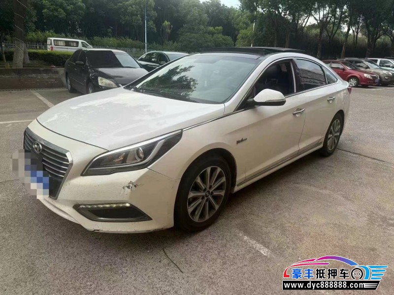 17年现代索纳塔九轿车抵押车出售