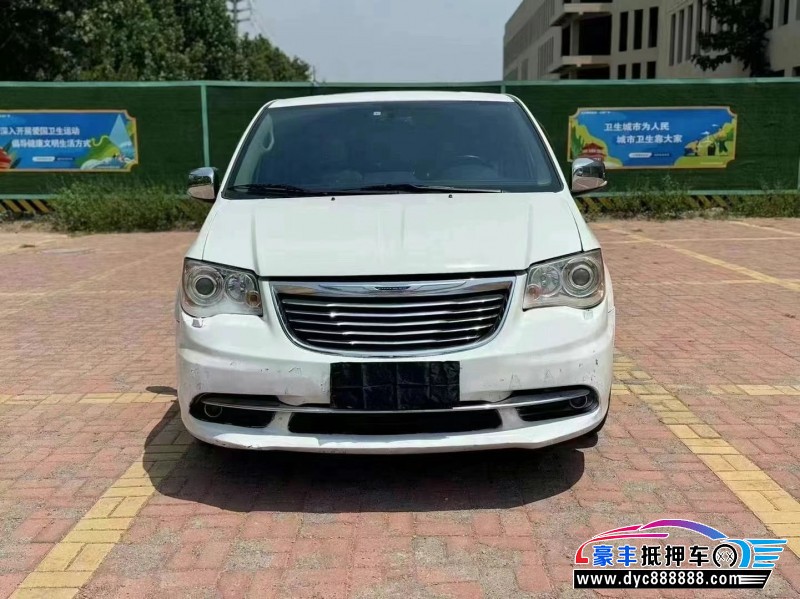 16年克莱斯勒大捷龙轿车抵押车出售