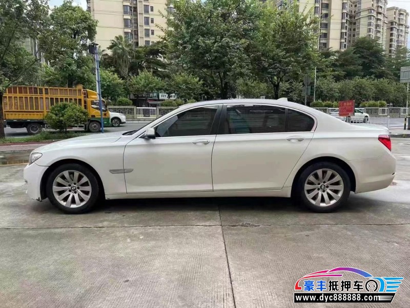 14年宝马7系轿车抵押车出售