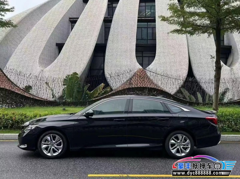 22年本田英诗派轿车抵押车出售