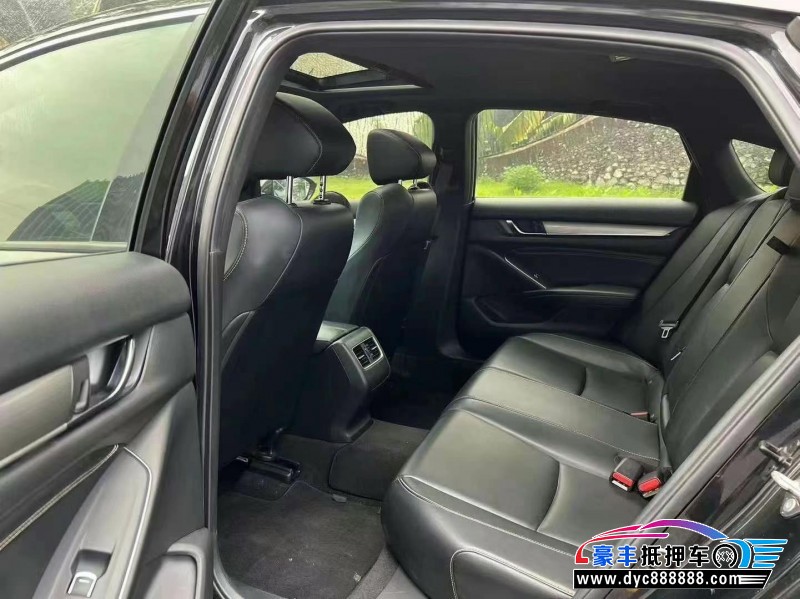 22年本田英诗派轿车抵押车出售