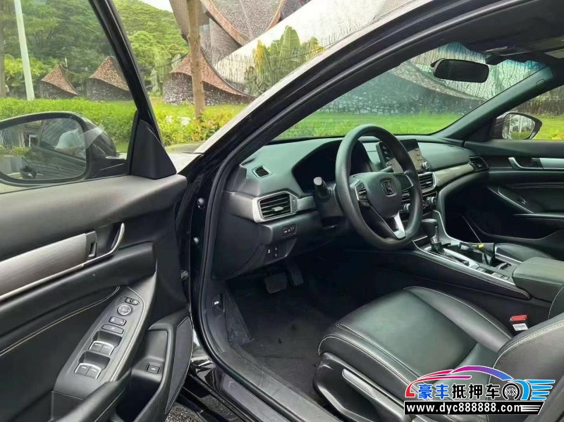 22年本田英诗派轿车抵押车出售