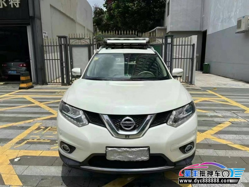 15年日产奇骏轿车抵押车出售