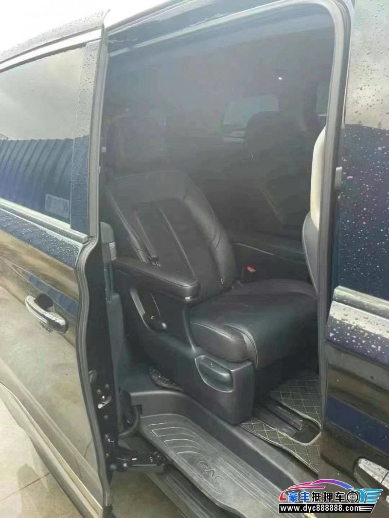 21年传祺M8轿车抵押车出售