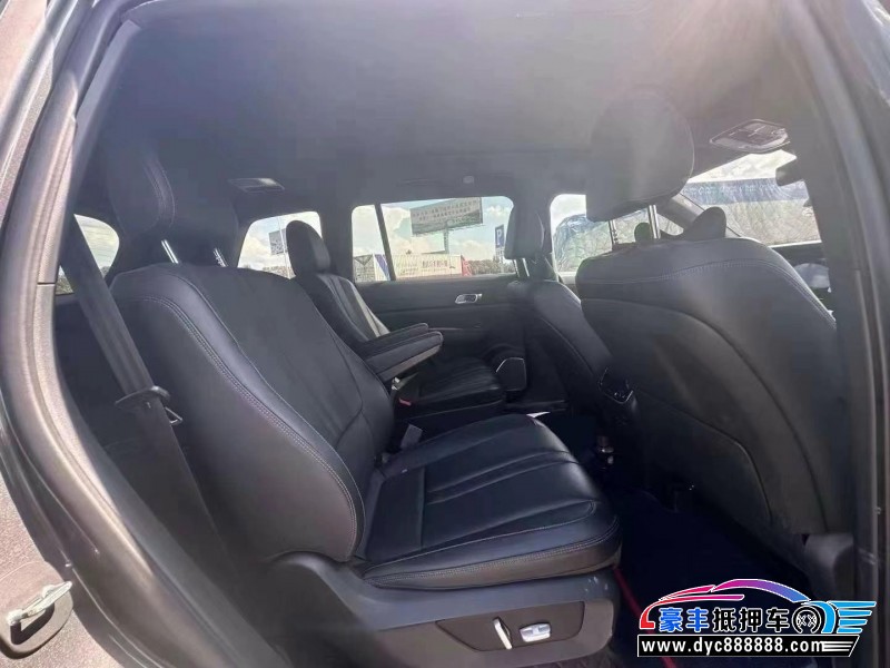 21年理想ONE轿车抵押车出售