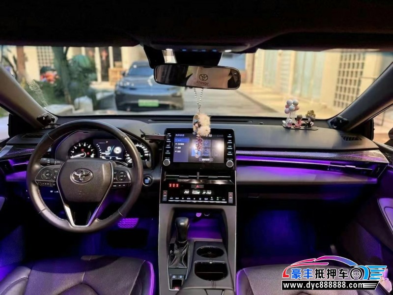 22年丰田亚洲龙轿车抵押车出售