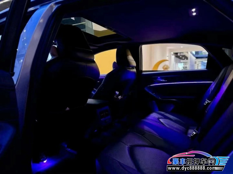 22年丰田亚洲龙轿车抵押车出售