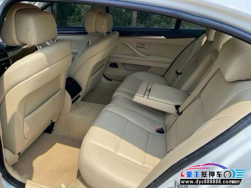 13年宝马5系轿车抵押车出售