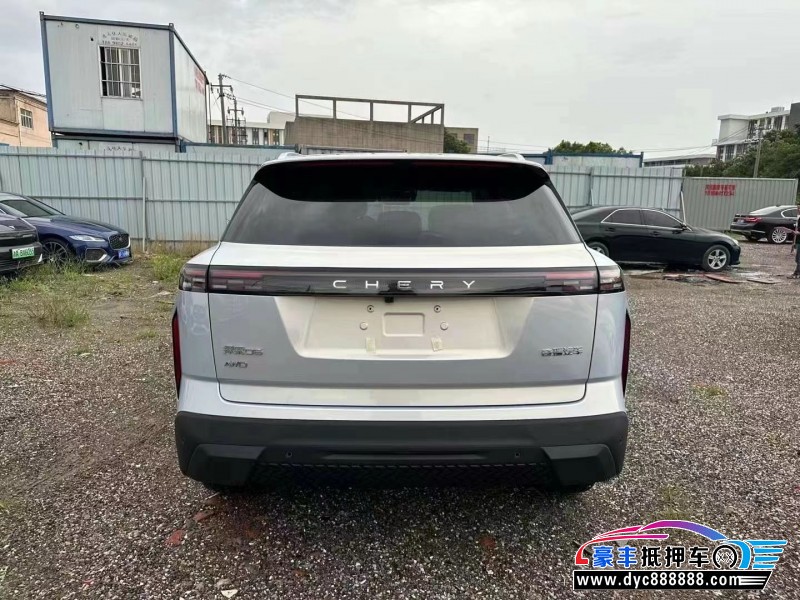 24年奇瑞探索轿车抵押车出售