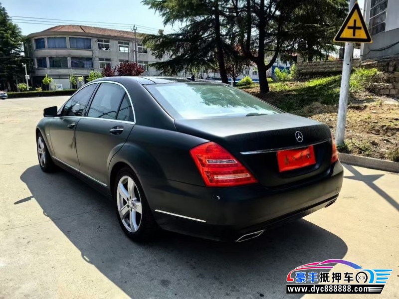 12年奔驰S轿车抵押车出售