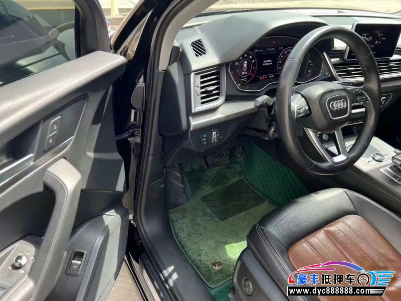 21年奥迪Q5轿车抵押车出售