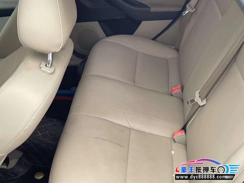 16年福特福克斯轿车抵押车出售