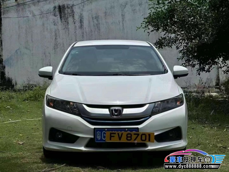 18年本田锋范轿车抵押车出售