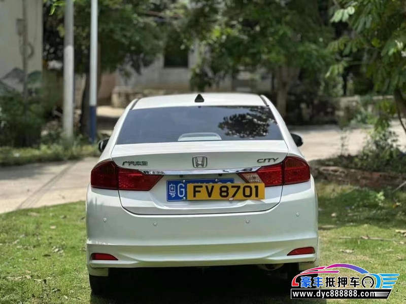 18年本田锋范轿车抵押车出售