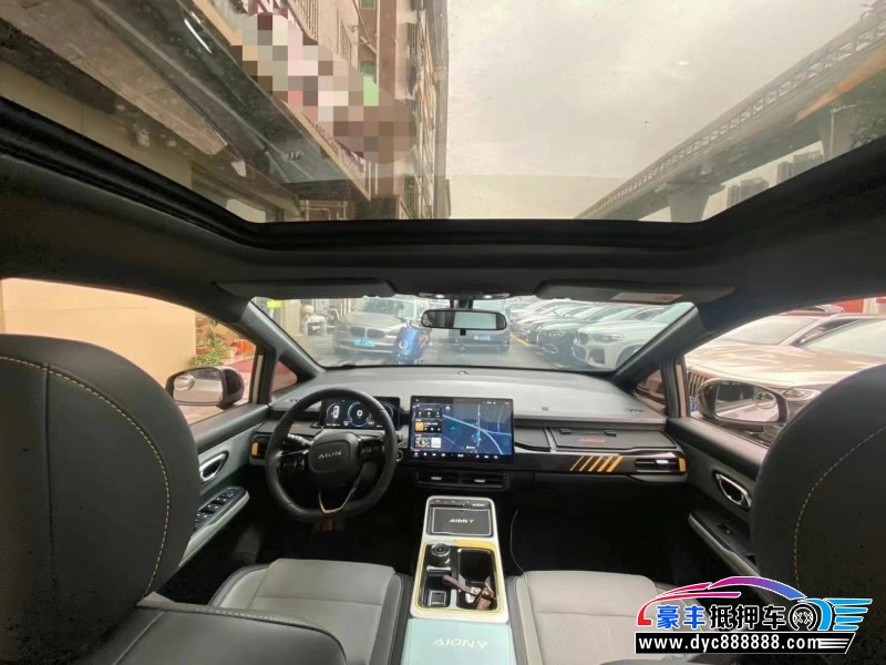 22年埃安Y70轿车抵押车出售