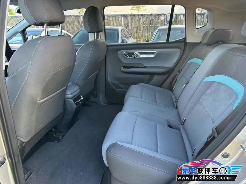 23年埃安Y70轿车抵押车出售