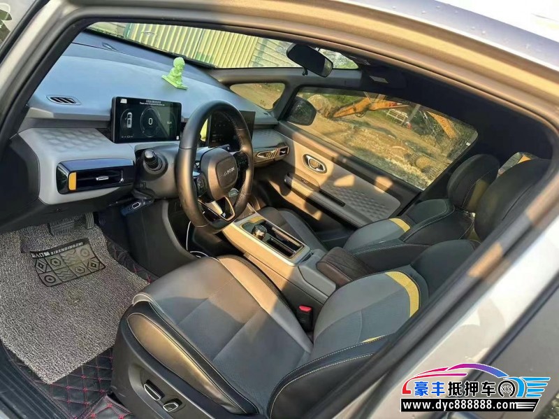 22年埃安Y70轿车抵押车出售