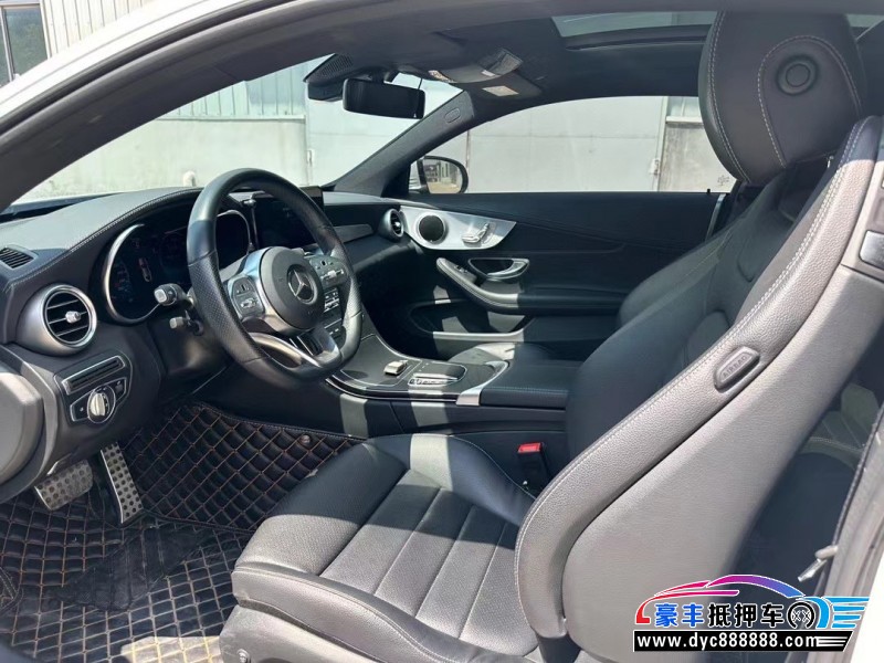 20年奔驰C轿车抵押车出售