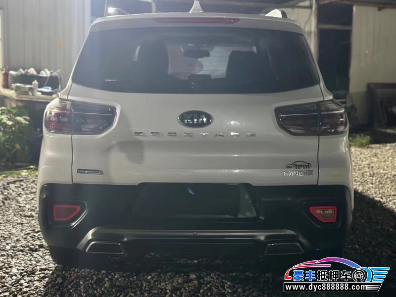 19年起亚智跑轿车抵押车出售