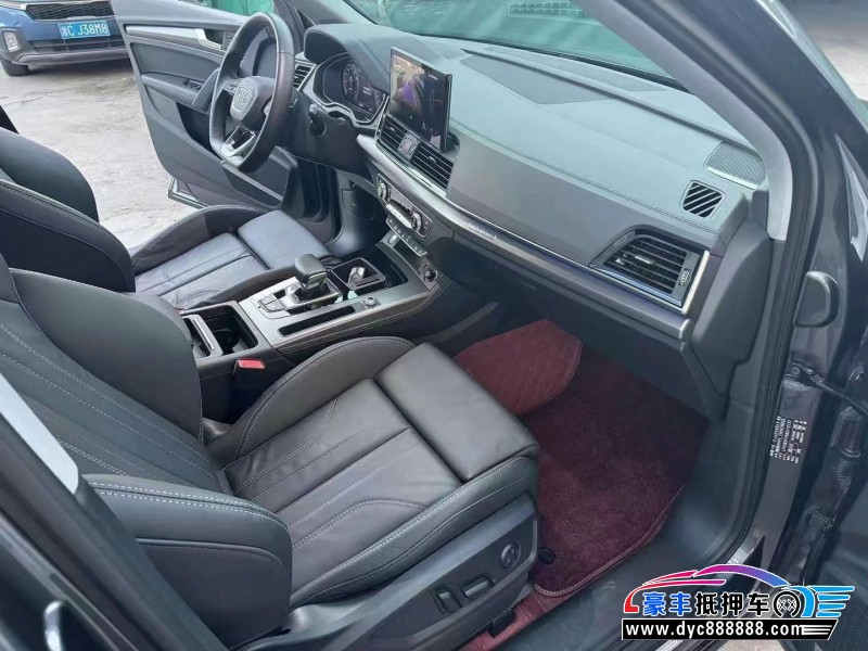 23年奥迪Q5SUV抵押车出售