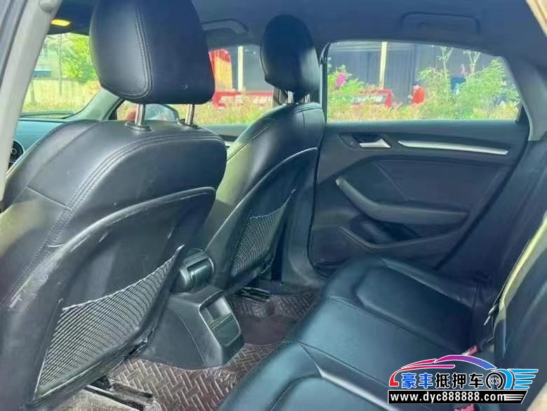 20年奥迪A3轿车抵押车出售