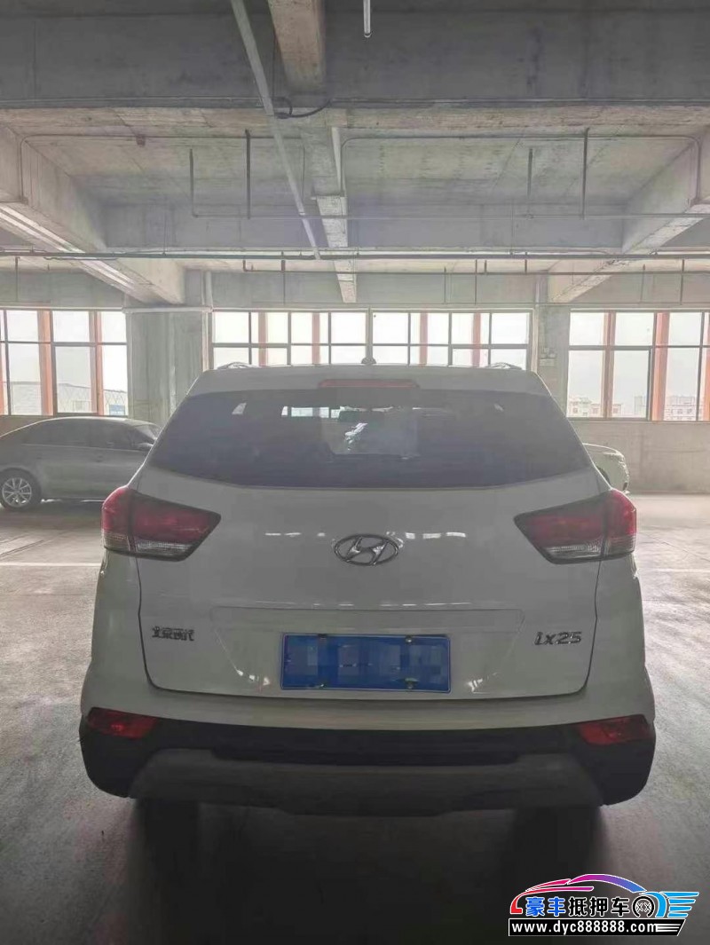 18年现代ix25轿车抵押车出售