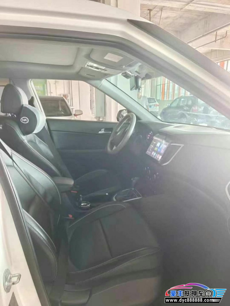 18年现代ix25轿车抵押车出售