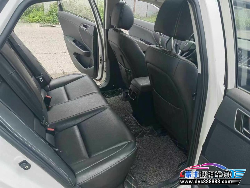 17年现代名图轿车抵押车出售