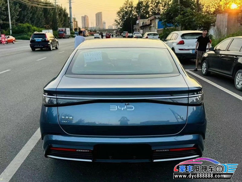 24年比亚迪海豹轿车抵押车出售