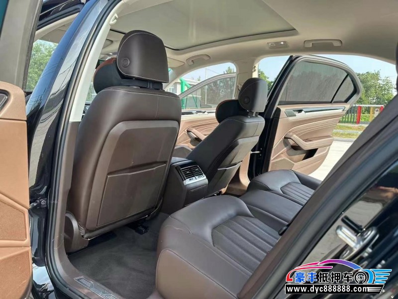 21年大众辉昂轿车抵押车出售