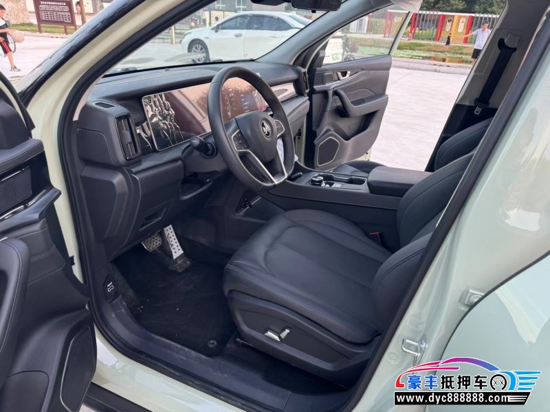 22年威马汽车w6轿车抵押车出售