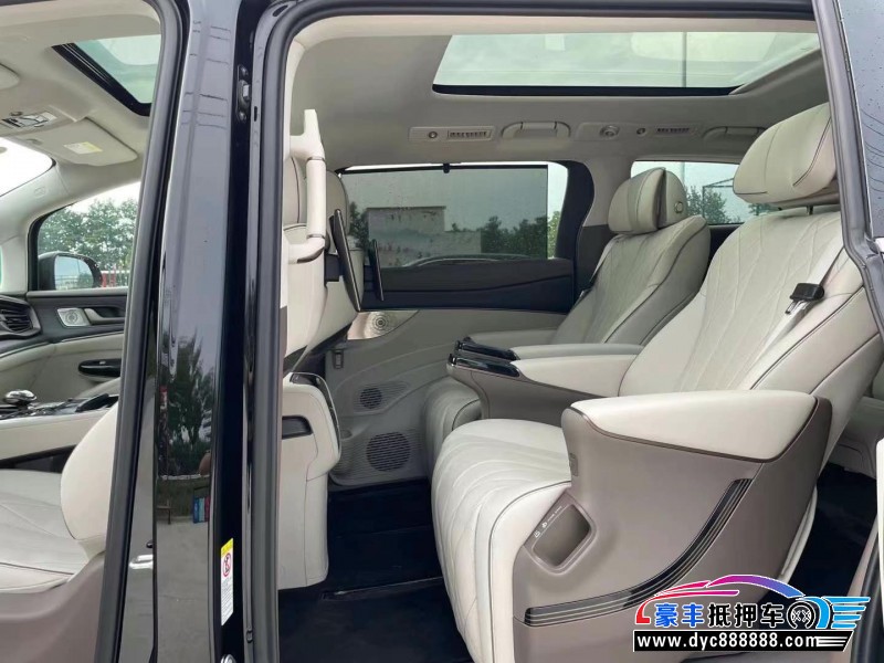 23年腾势D9轿车抵押车出售