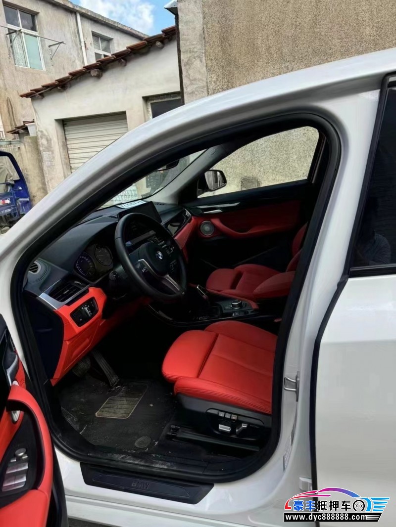 22年宝马X2轿车抵押车出售