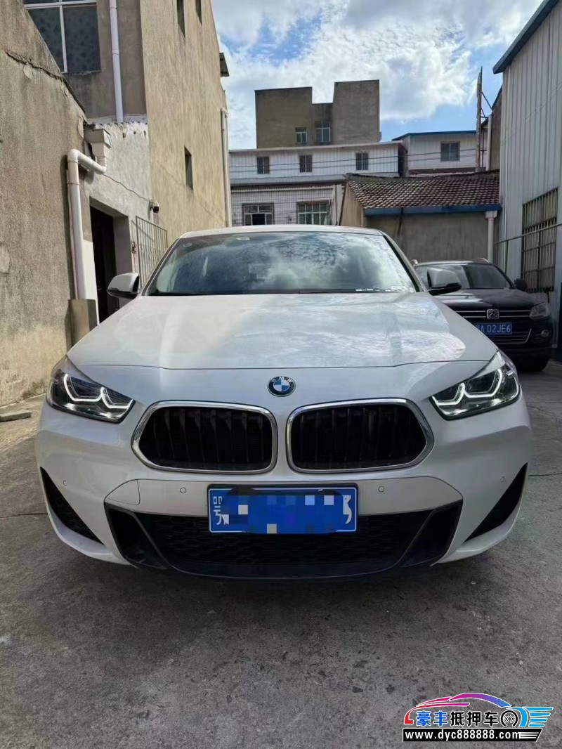 22年宝马X2轿车抵押车出售