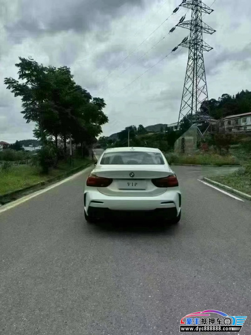 23年宝马1系轿车抵押车出售