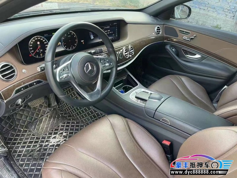 19年奔驰S轿车抵押车出售