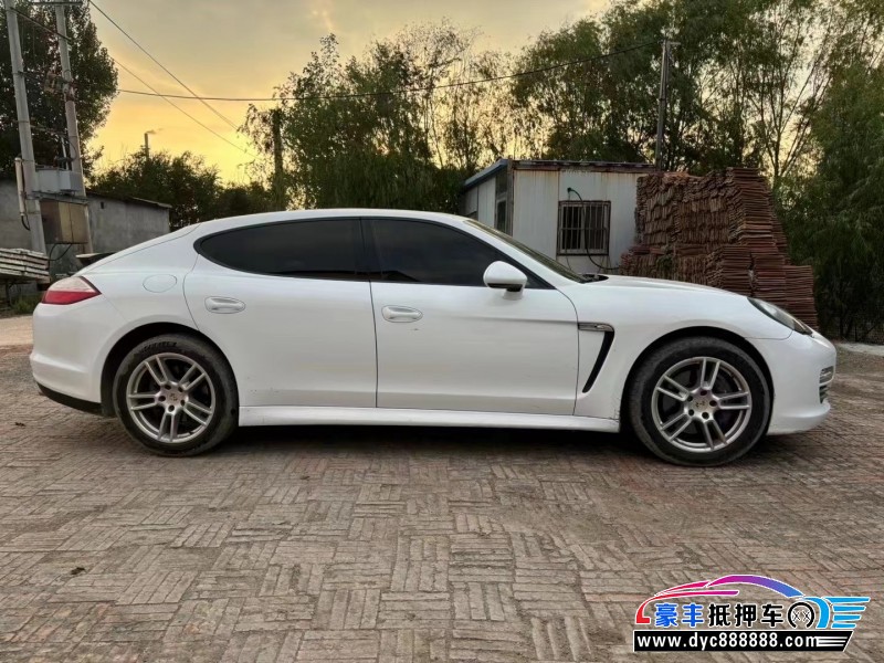 12年保时捷帕纳梅拉轿车抵押车出售