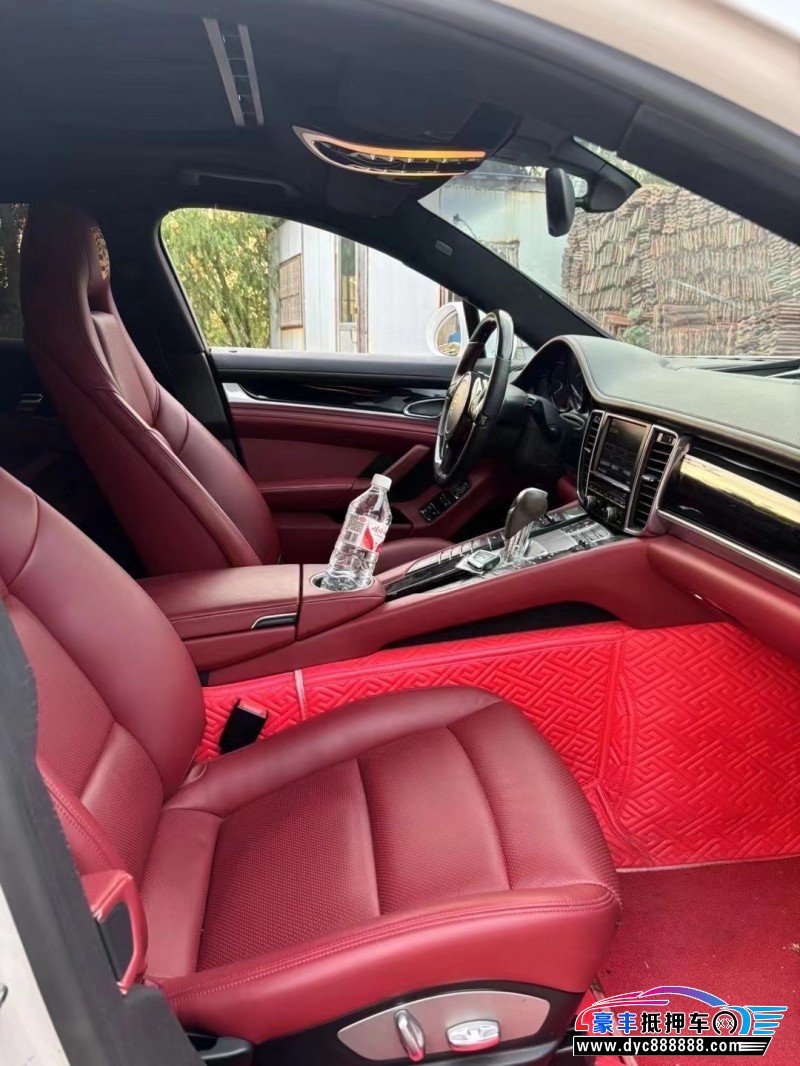 12年保时捷帕纳梅拉轿车抵押车出售