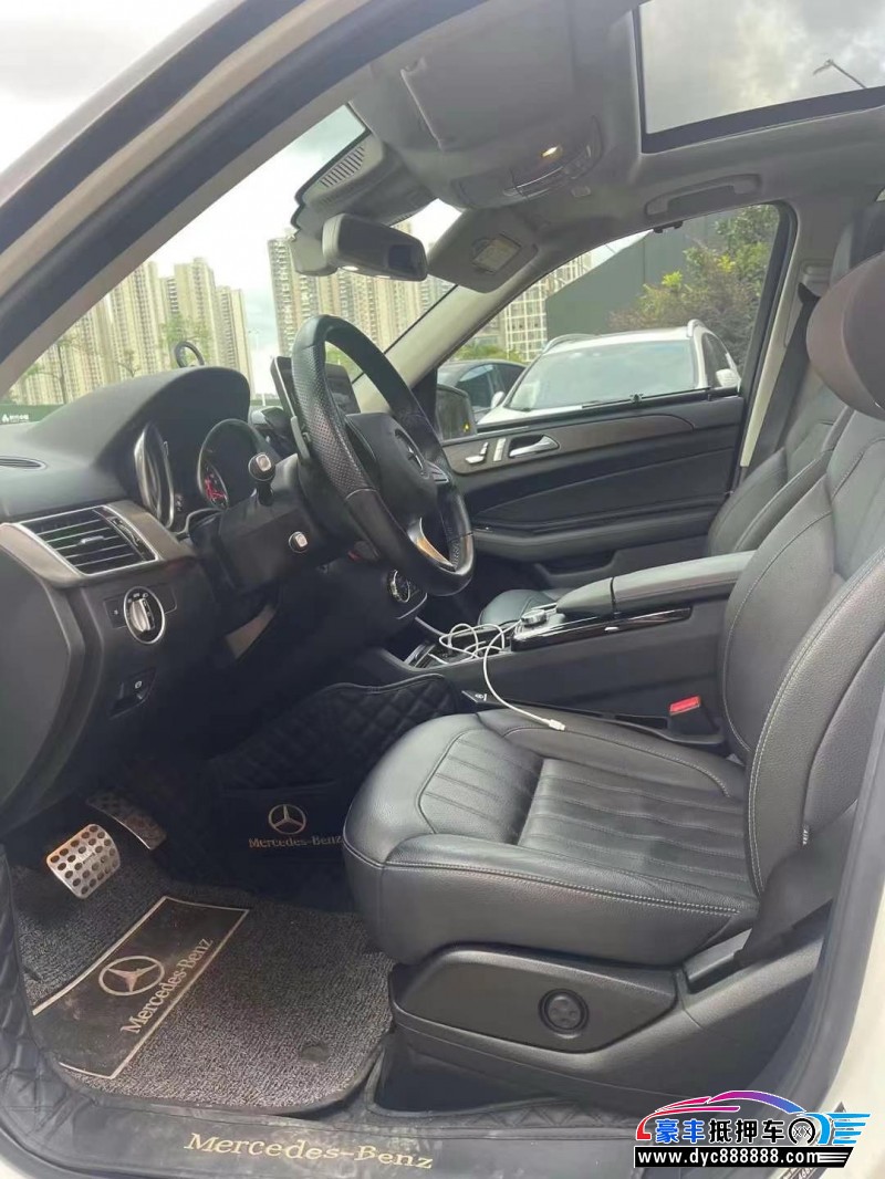 17年奔驰GLE轿车抵押车出售