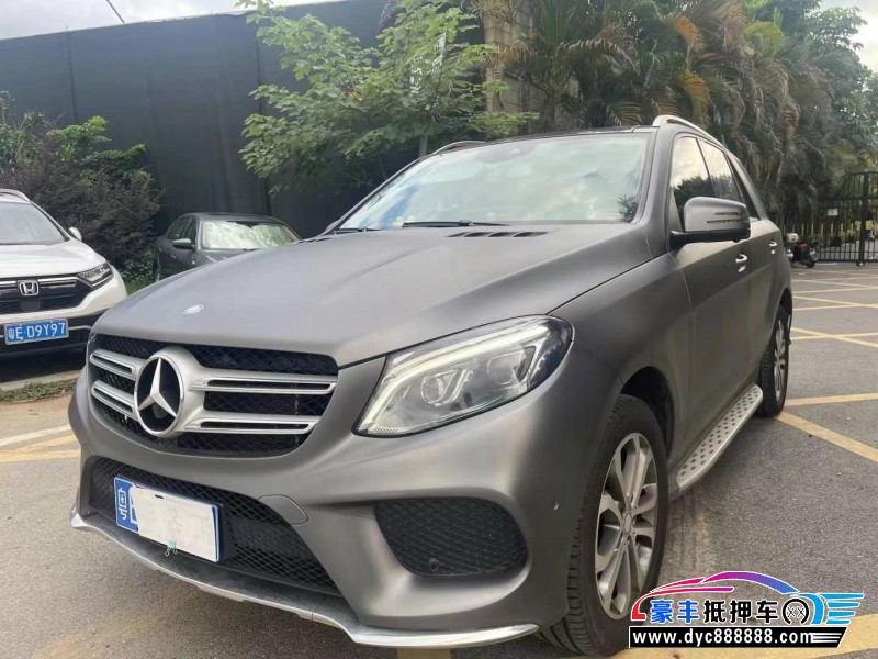 17年奔驰GLE轿车抵押车出售