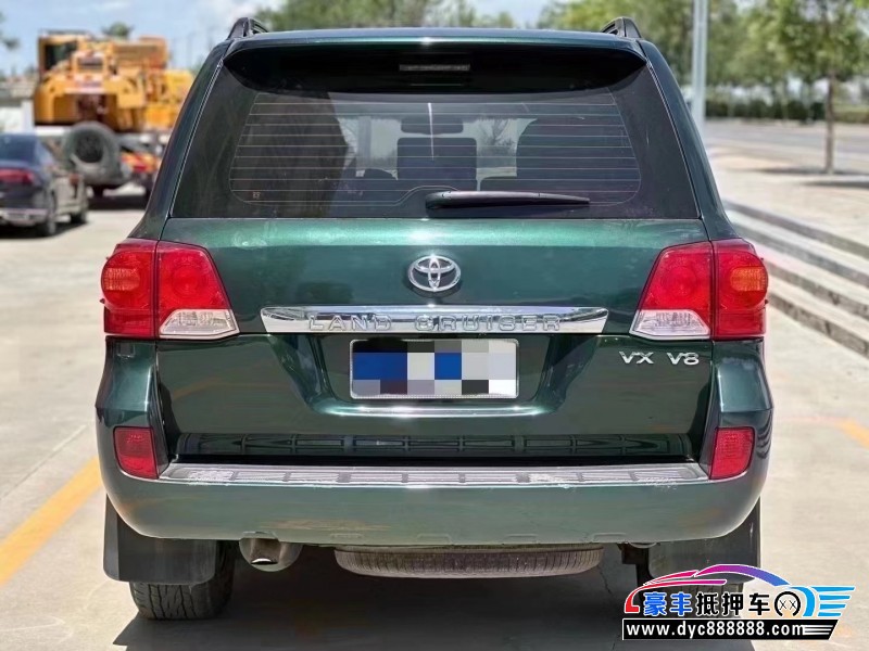 14年丰田兰德酷路泽（陆巡）轿车抵押车出售