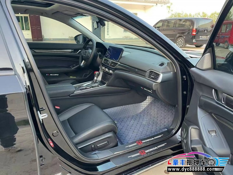 23年本田雅阁轿车抵押车出售