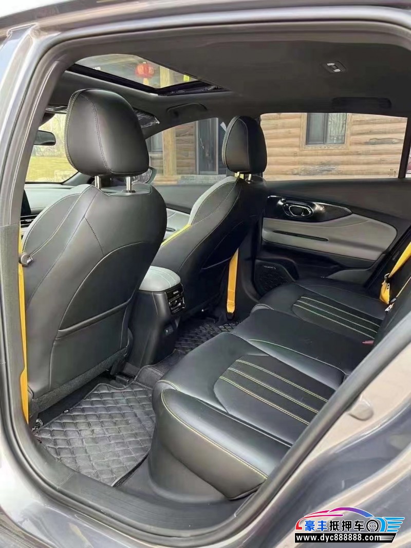 22年传祺影豹轿车抵押车出售